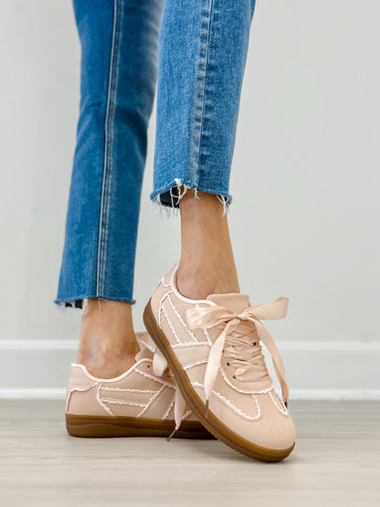 Outwoods Giana-6 Sneakers in Light Pink