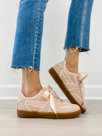 Outwoods Giana-6 Sneakers in Light Pink