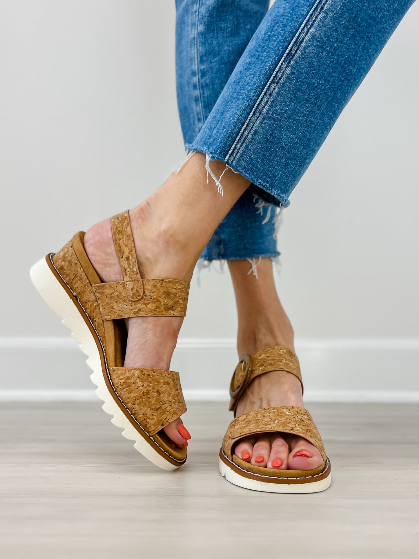 Pierre Dumas Expand-6 Sandals in Natural