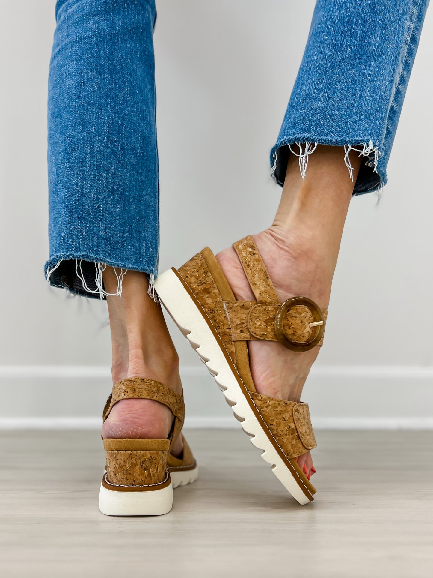 Pierre Dumas Expand-6 Sandals in Natural