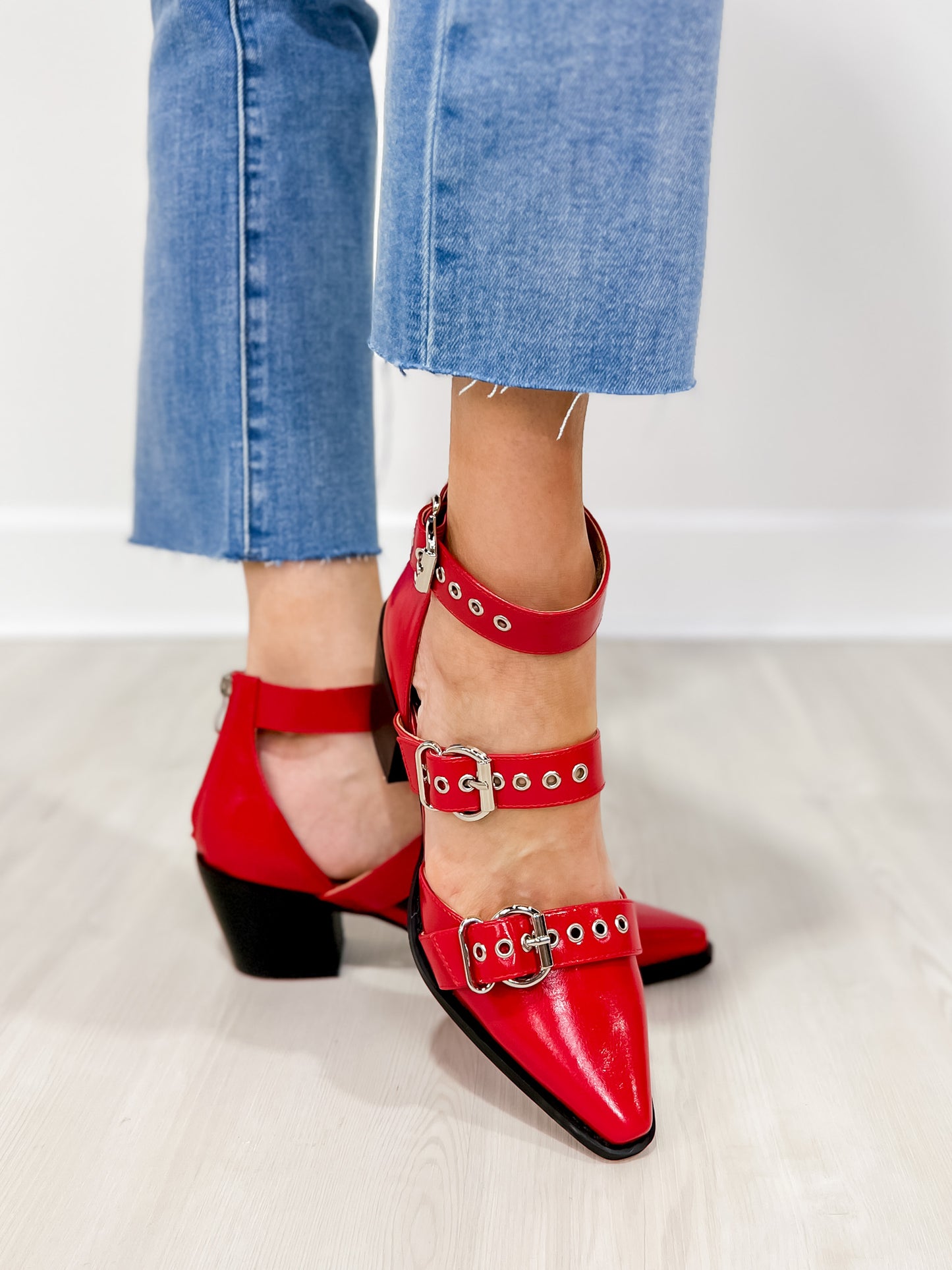 TESSA Buckled Pointy Toe Heeled Shoes