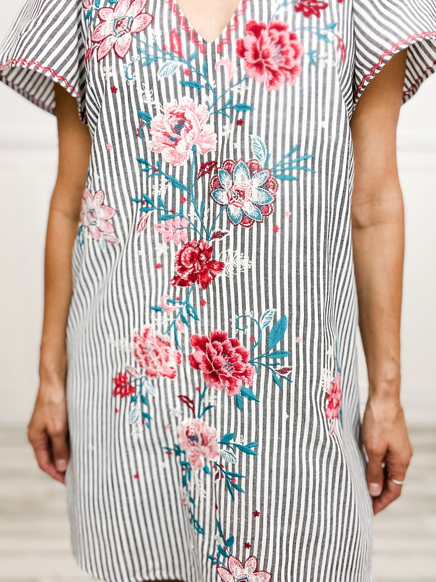 Floral Embroidered Striped Shift Dress with V-Neckline