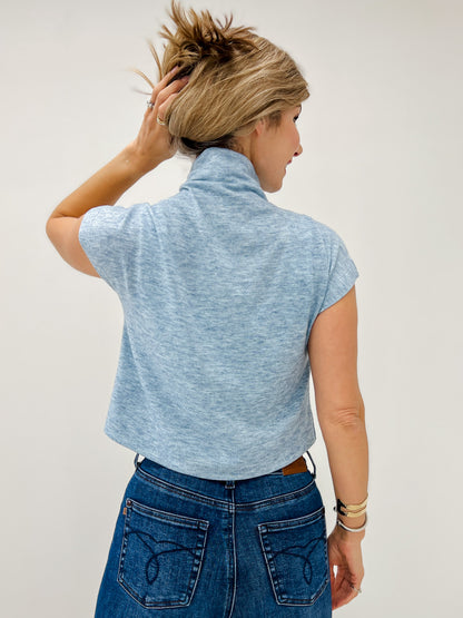 Short Sleeve Solid Knit Mock Neck Top