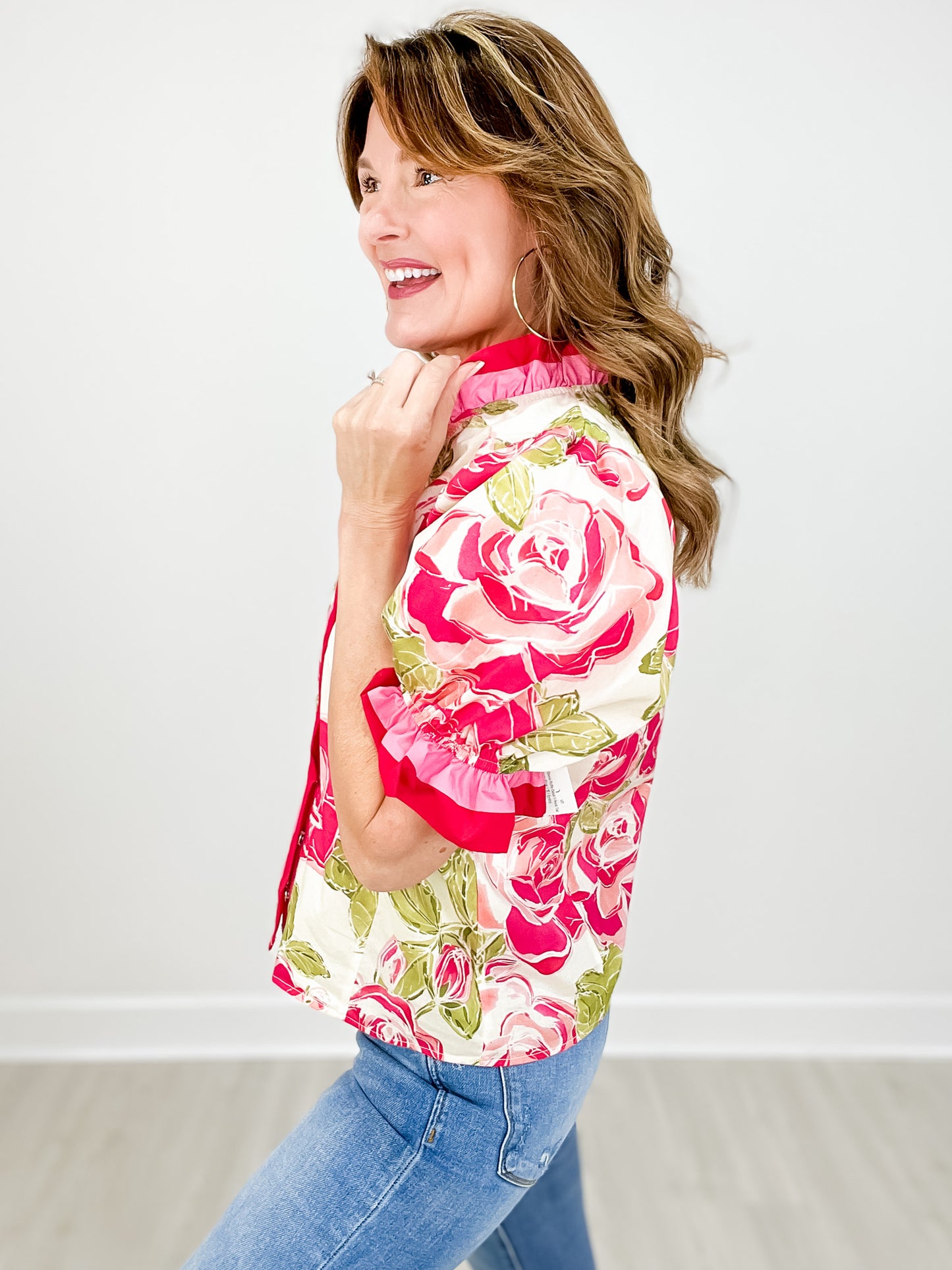 Floral Print Short Puff Sleeve Ruffle Detail V-Neck Top