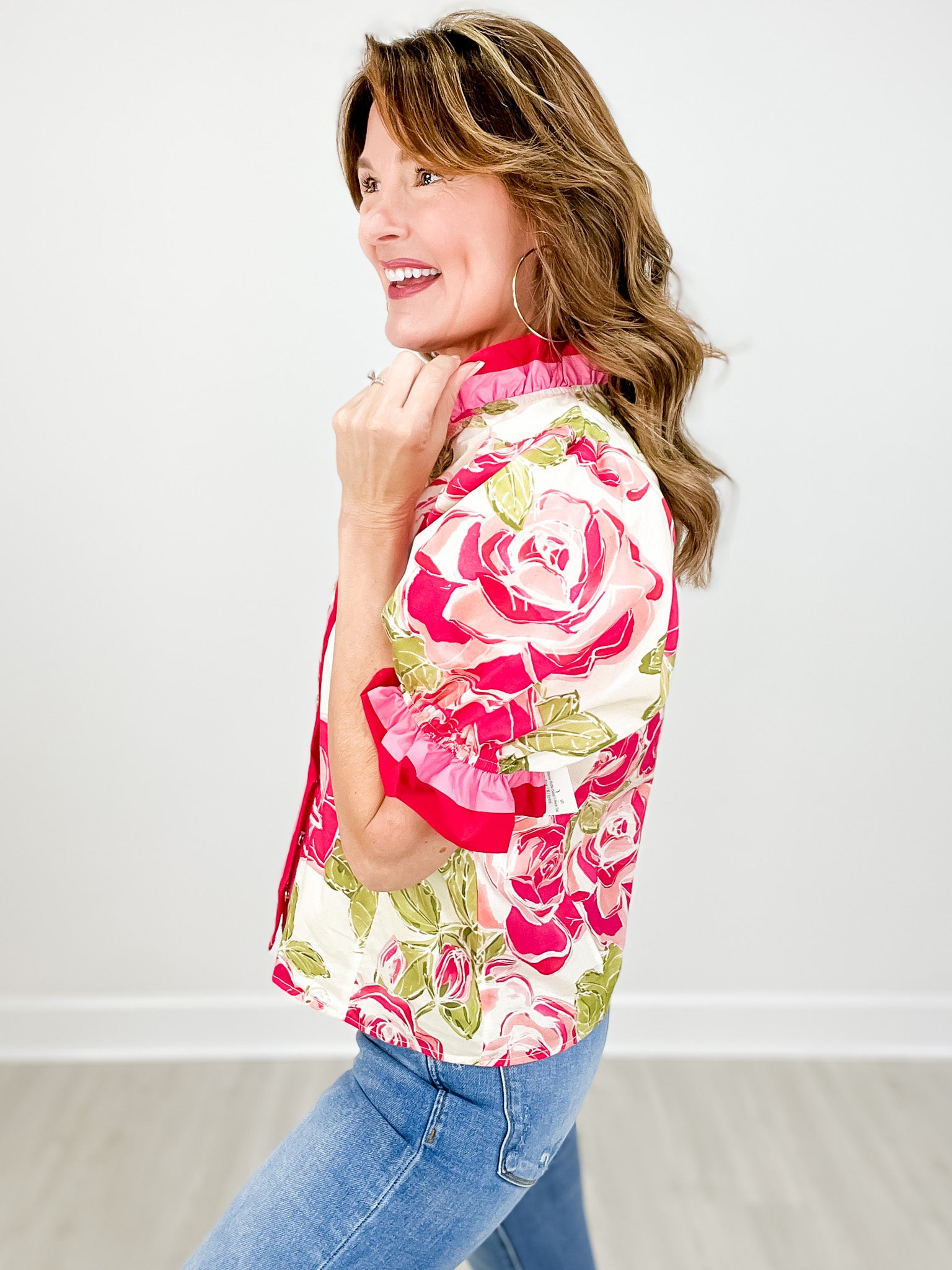 Floral Print Short Puff Sleeve Ruffle Detail V-Neck Top