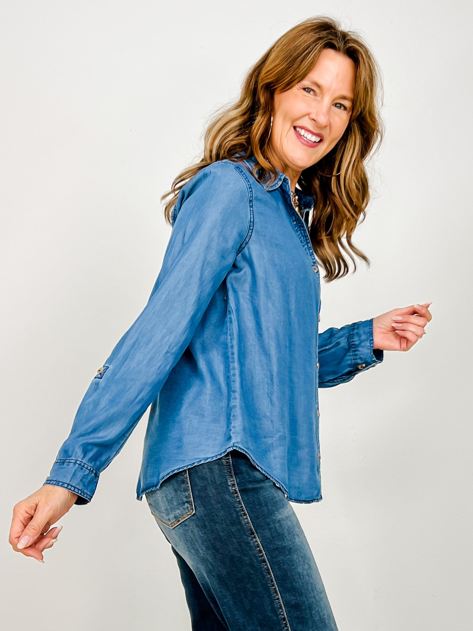 Chambray Collared 3/4 Tab Sleeve Button Down Top