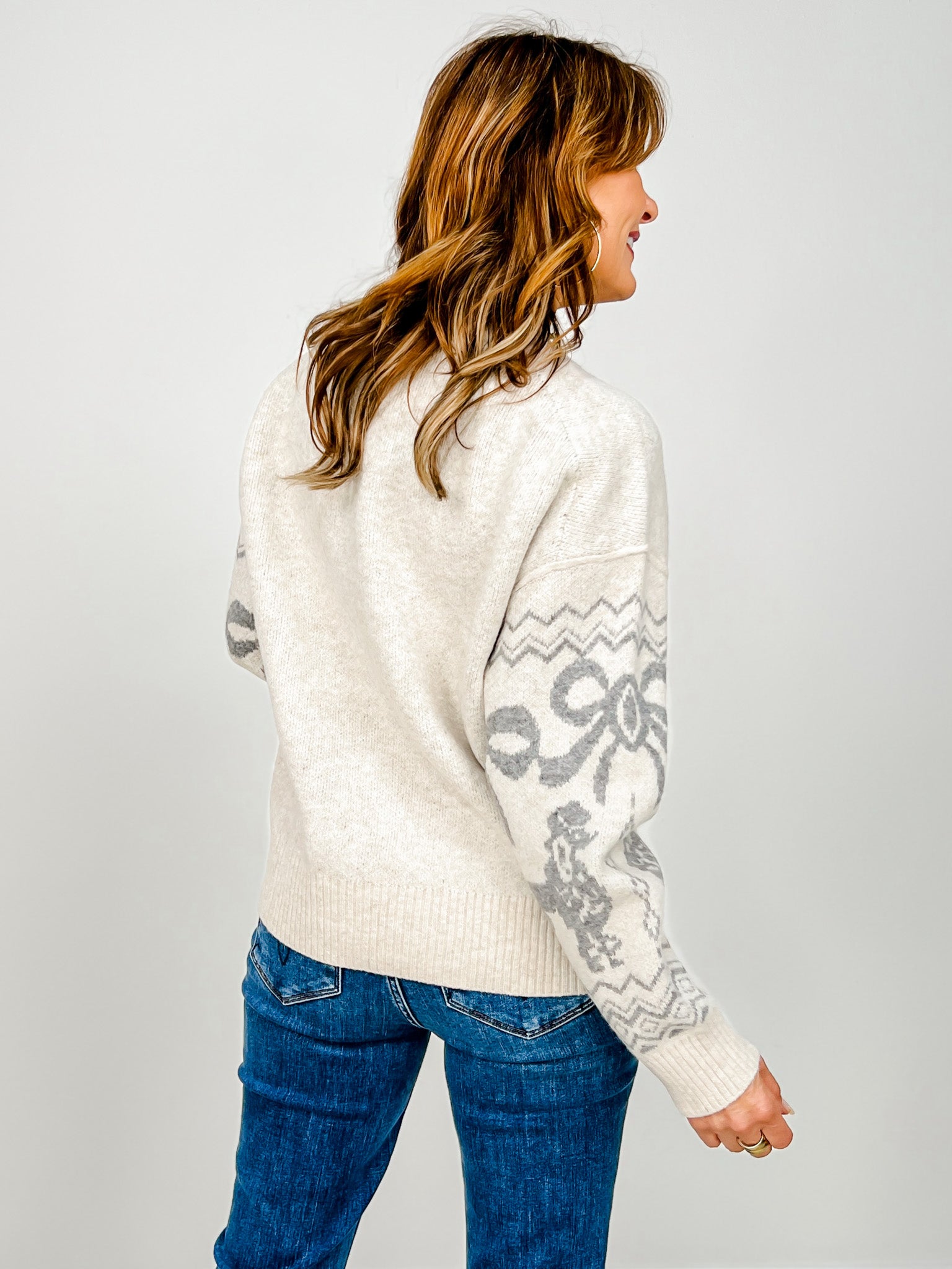Poodle Bow Jacquard Knit Pullover Sweater