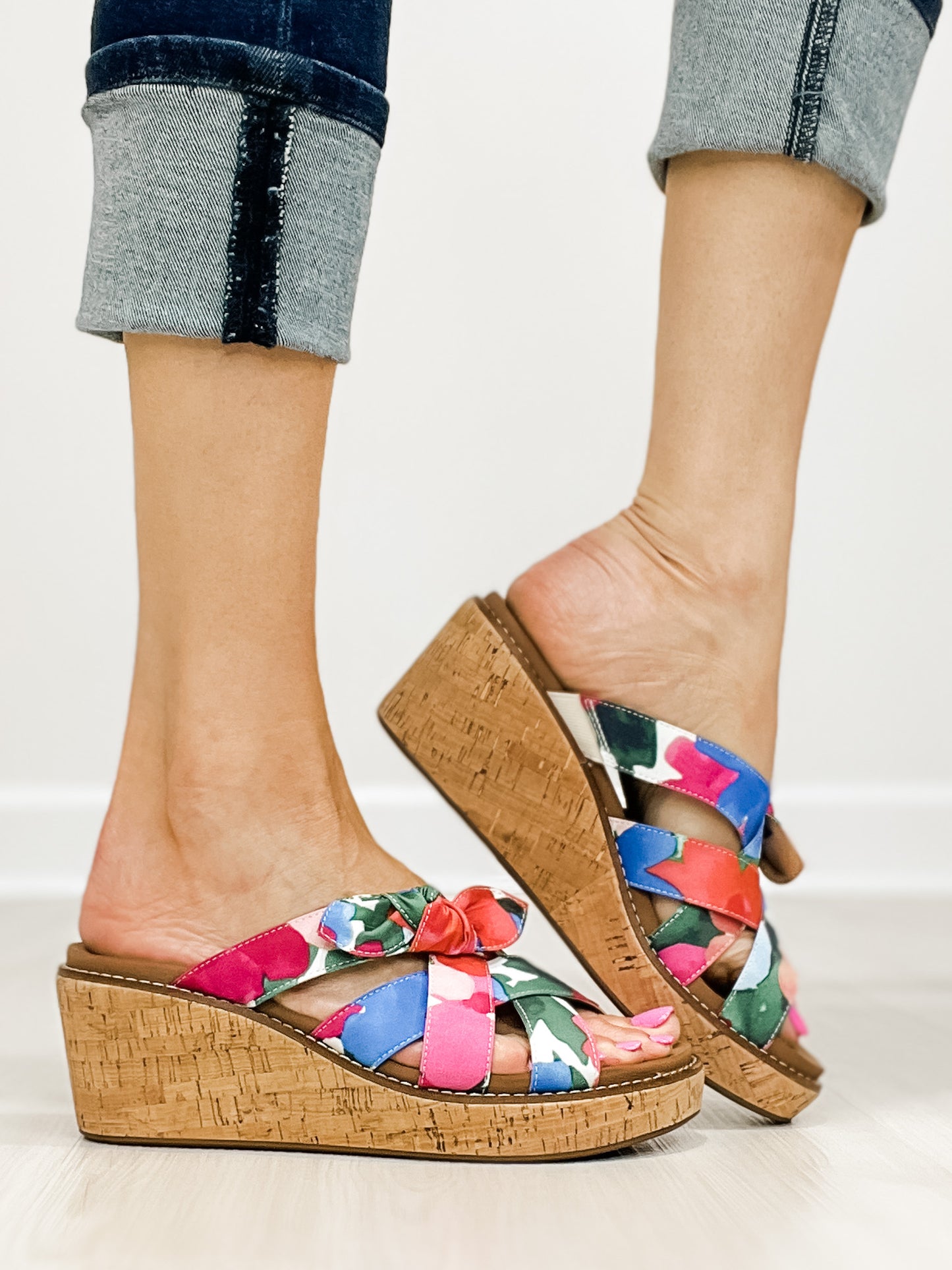 Corkys Bowdacious Wedge Sandals in FLORAL