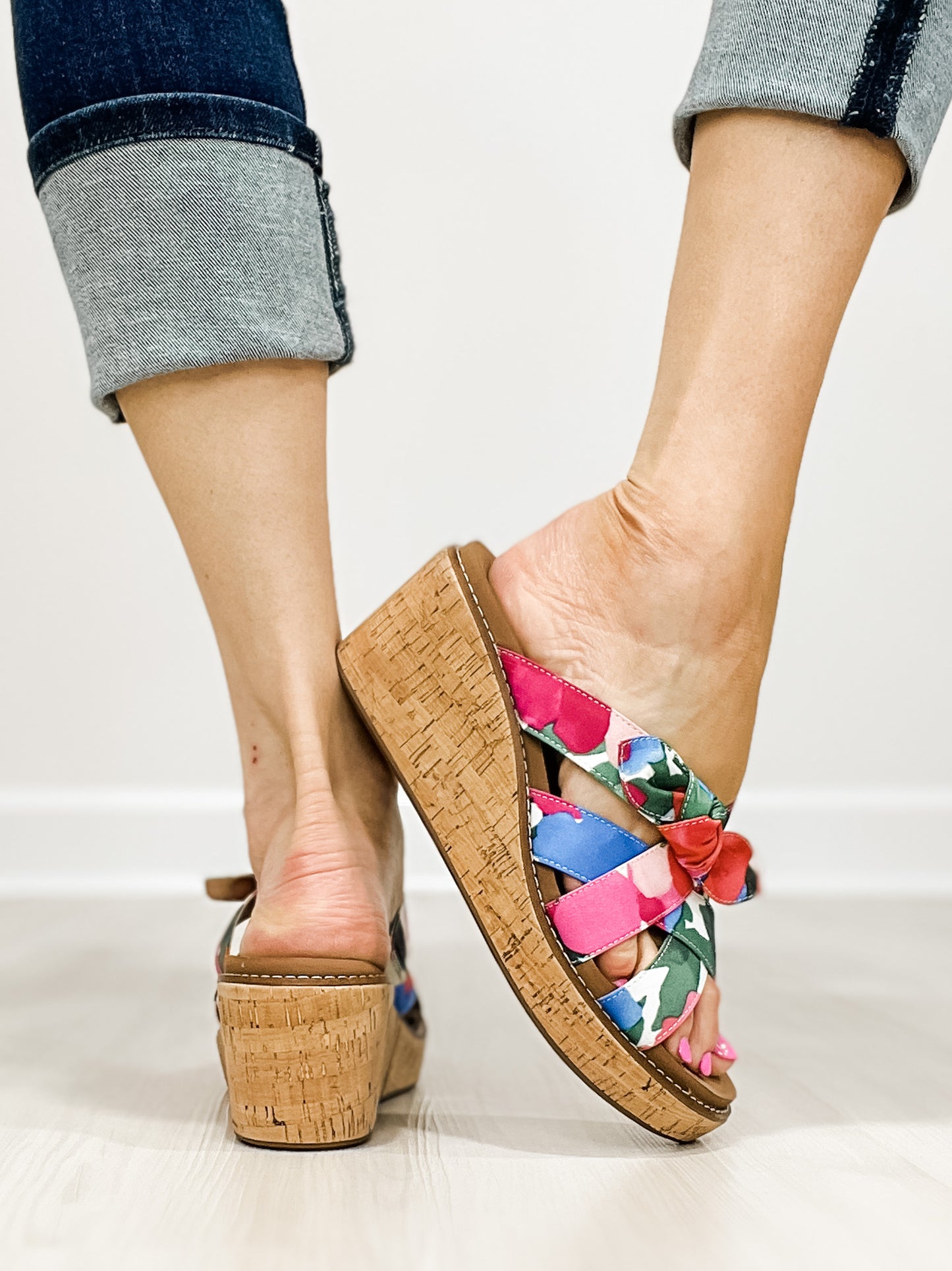Corkys Bowdacious Wedge Sandals in FLORAL