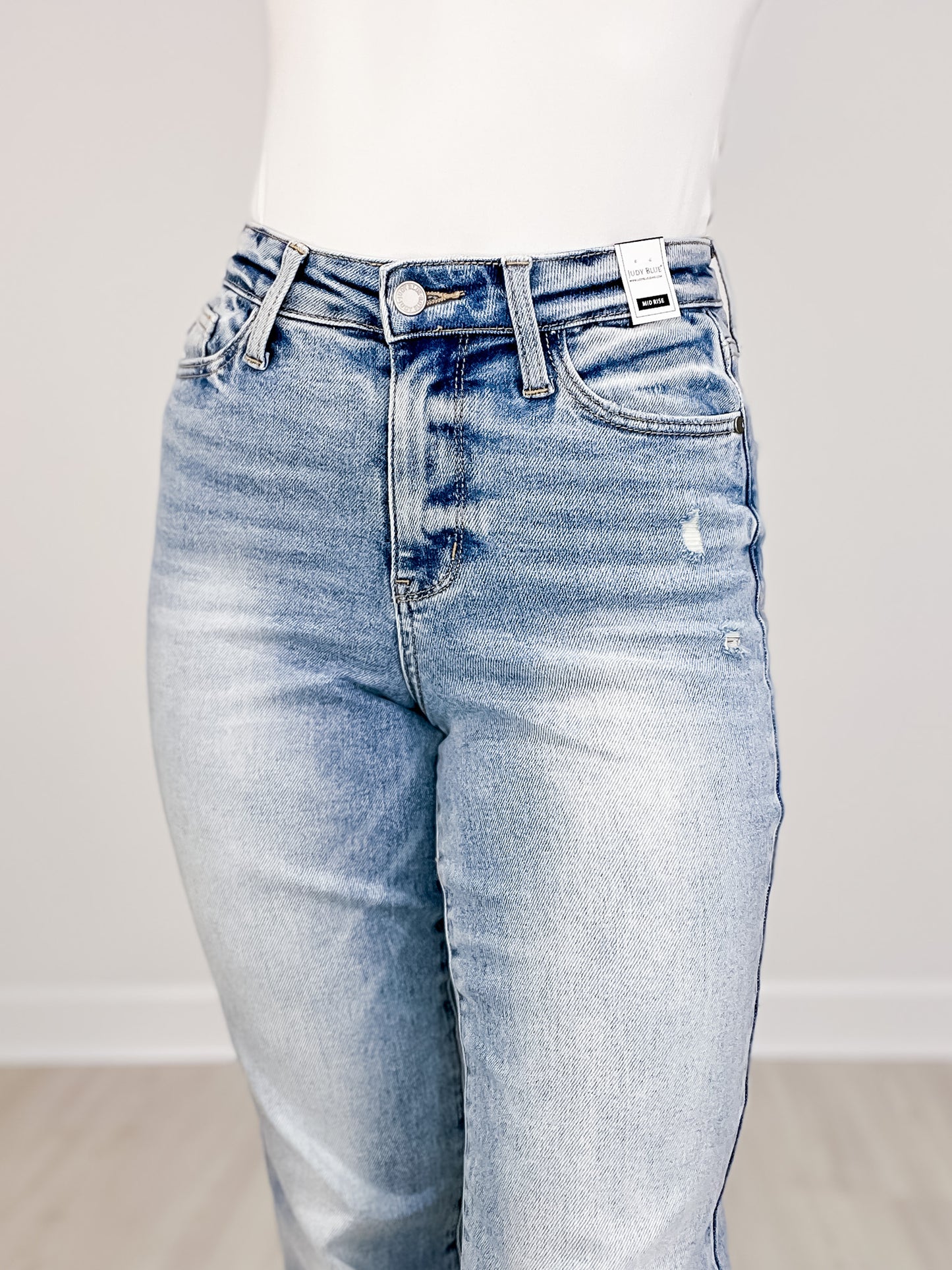 Judy Blue RYAN Mid Rise Light Wash Dad Jeans