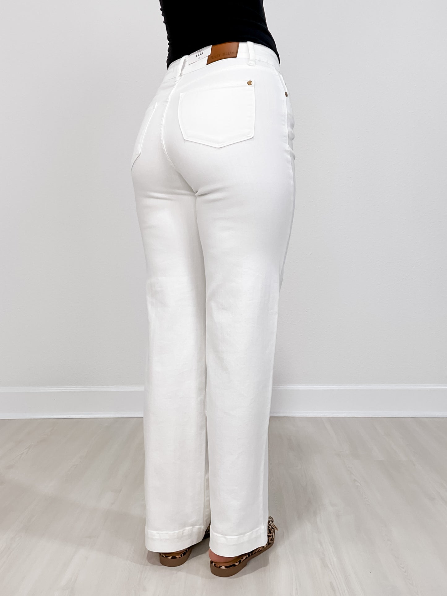 Judy Blue ROYAL FLUSH High Waist Double Button White Trouser Jeans