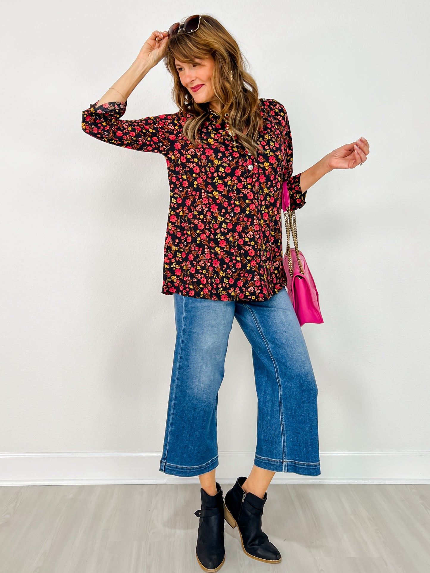 Classic 3/4 Sleeve Lizzy Top in Black Floral