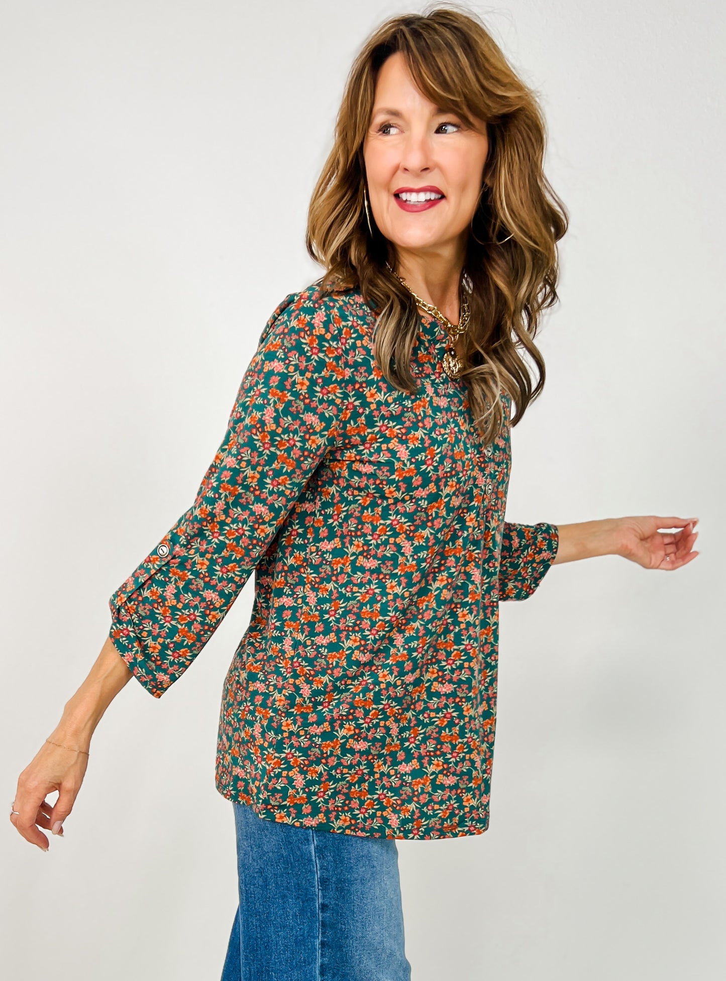 Classic 3/4 Sleeve Lizzy Top in Hunter Green Floral
