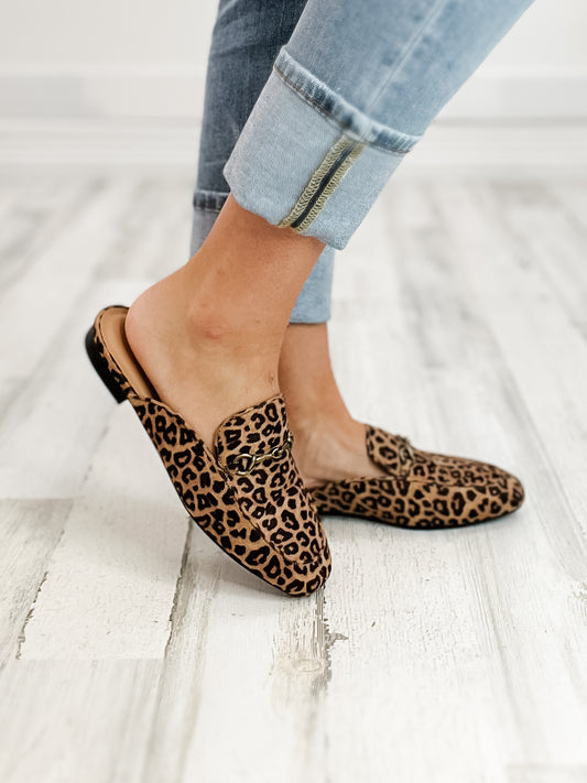 Corkys Charmer Loafer Slides in Leopard