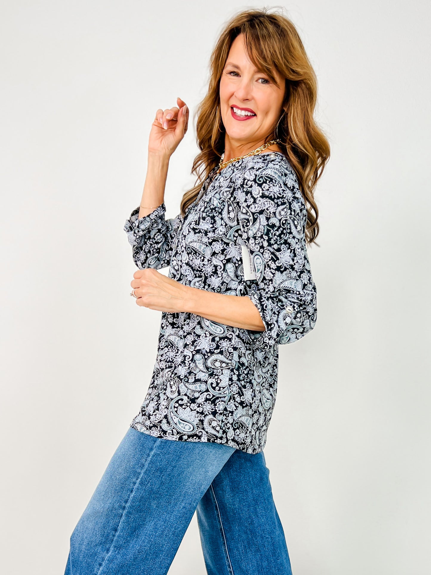 Classic 3/4 Sleeve Lizzy Top in Black Paisley