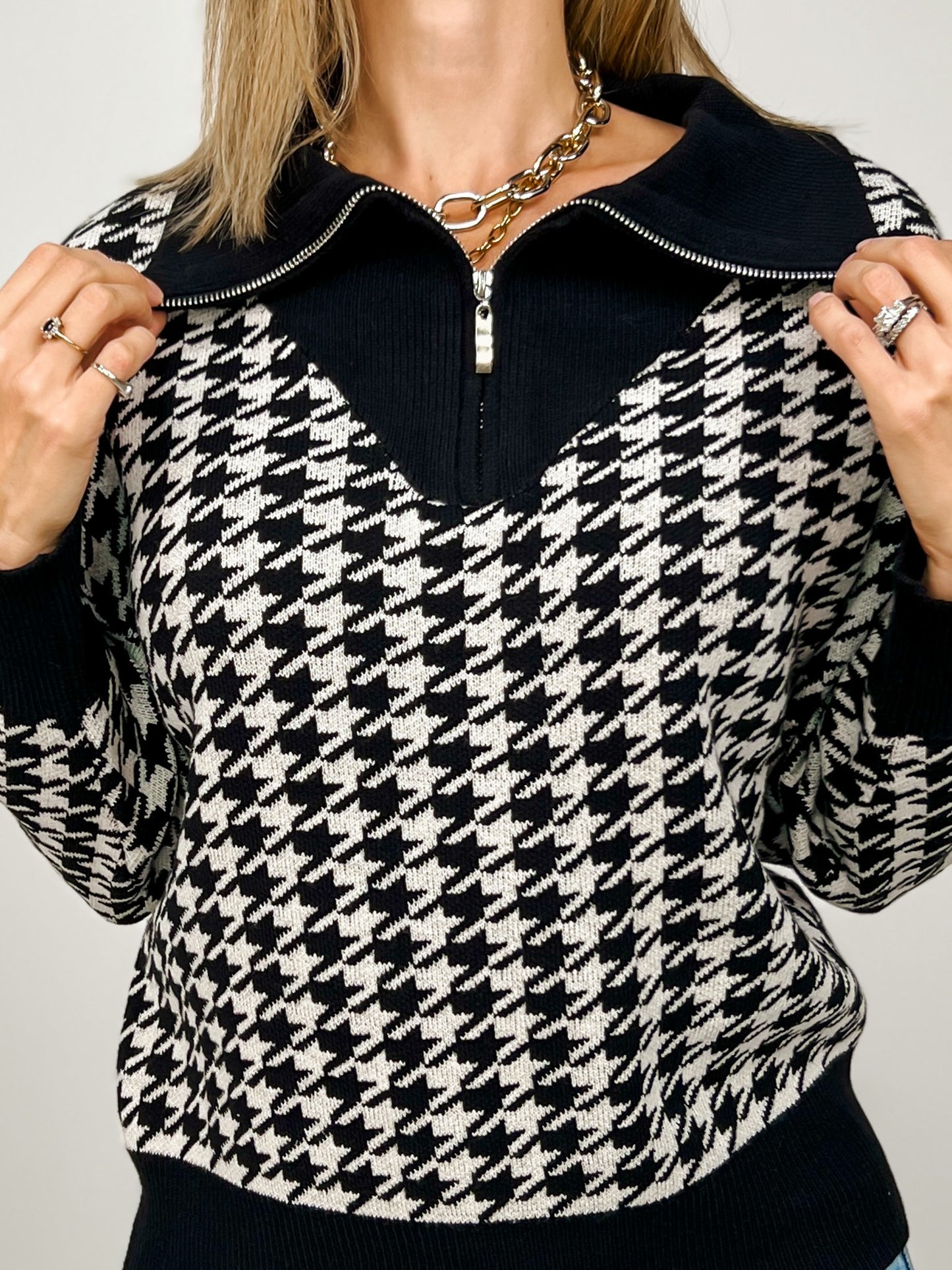Quarter Zip Houndstooth Print Pullover Sweater