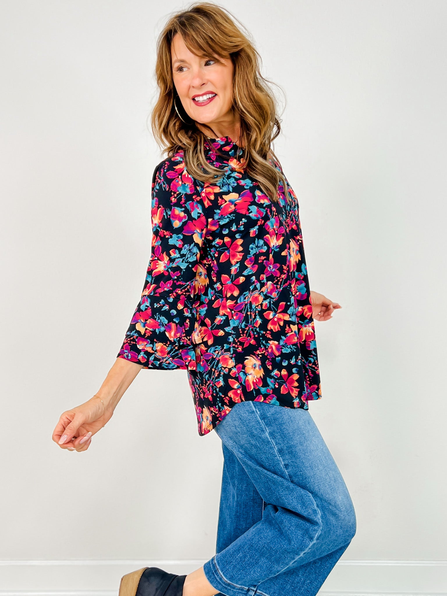 Lizzy 3/4 Bell Sleeve Top in Black Floral