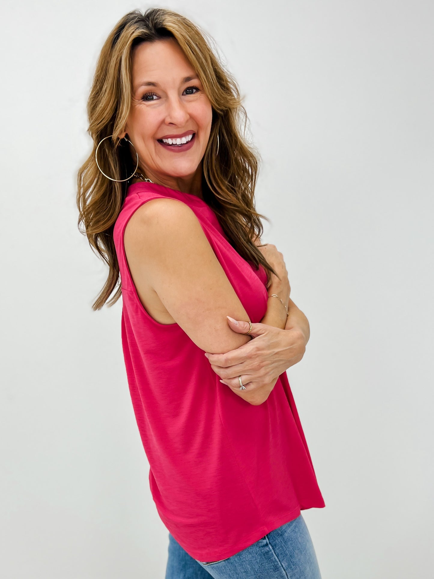 Sleeveless Lizzy Top with Mandarin Collar in Fuchsia
