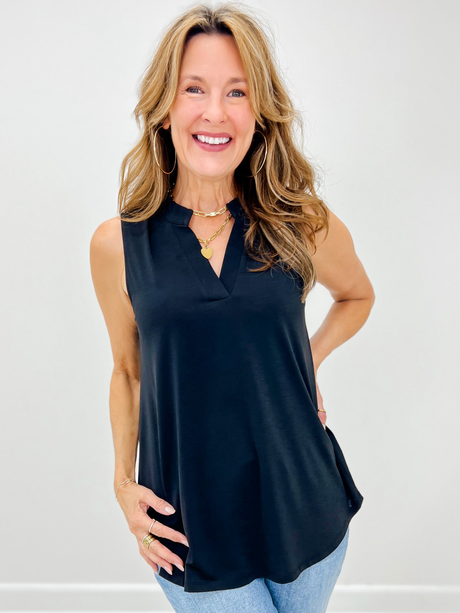 Sleeveless Lizzy Top with Mandarin Collar in Black