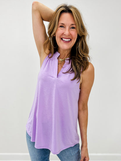 Sleeveless Lizzy Top with Mandarin Collar in Orchid Bloom