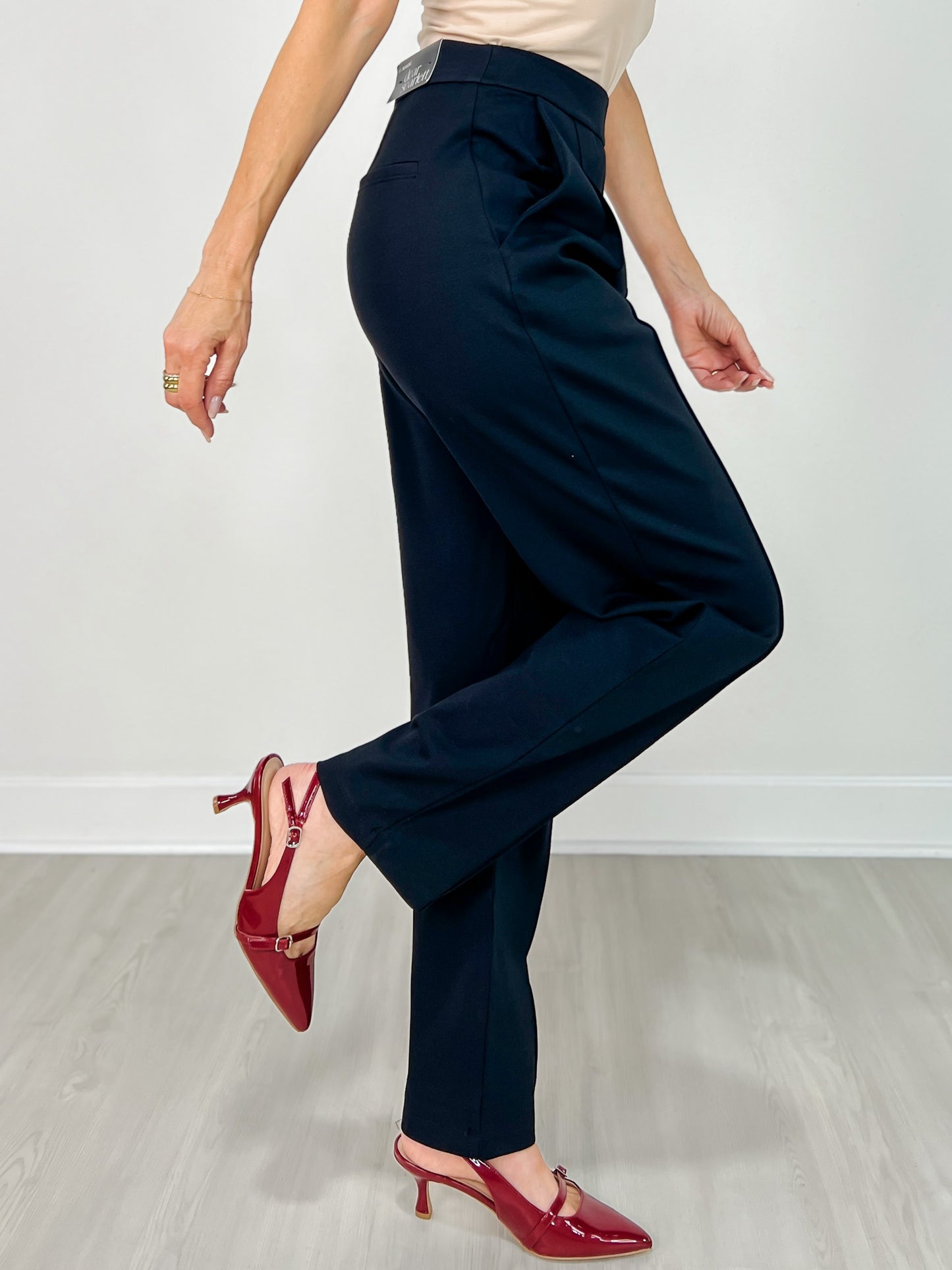 Barrel Leg Ponte Everywhere Pants in BLACK