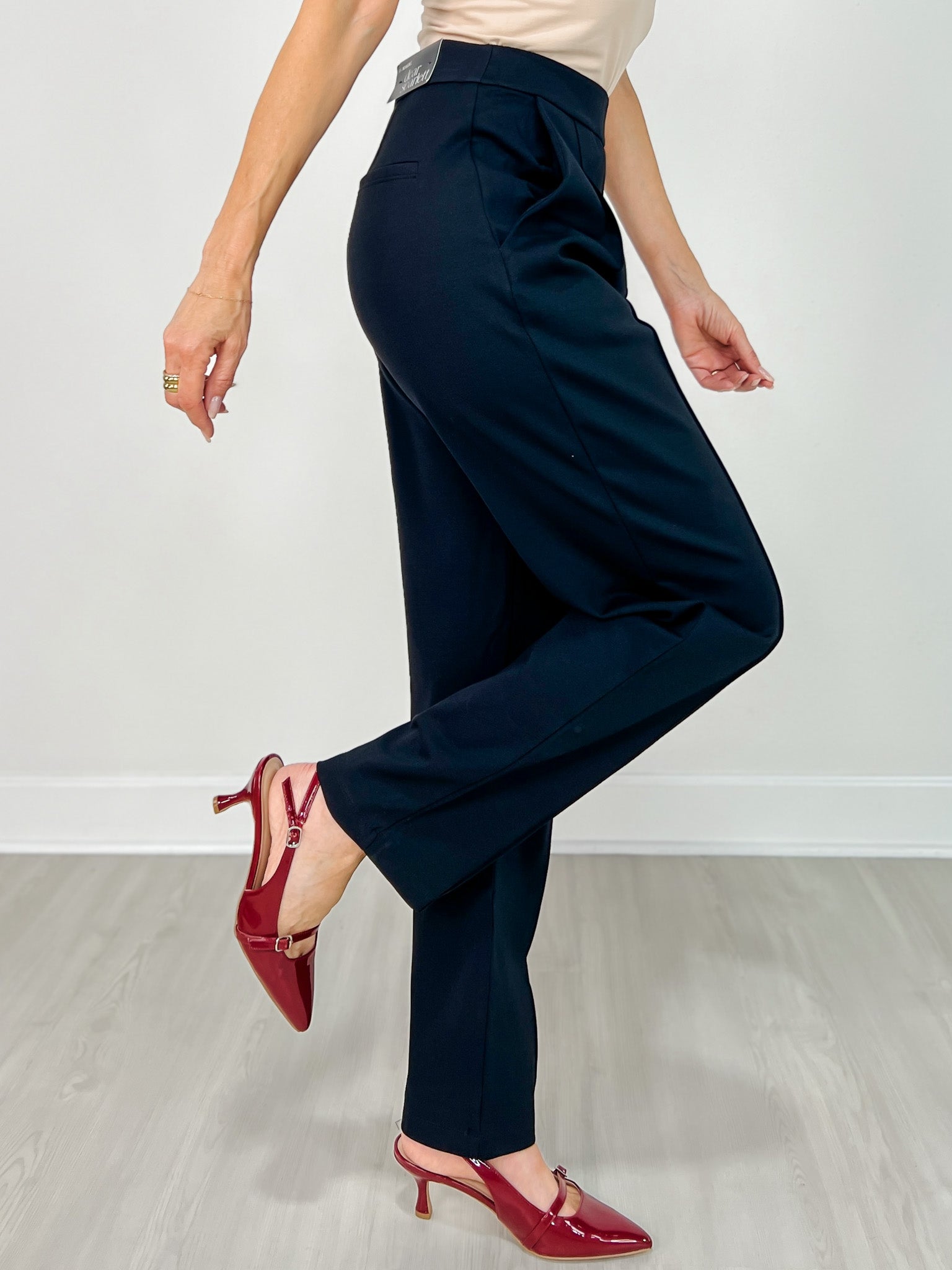 Barrel Leg Ponte Everywhere Pants in BLACK