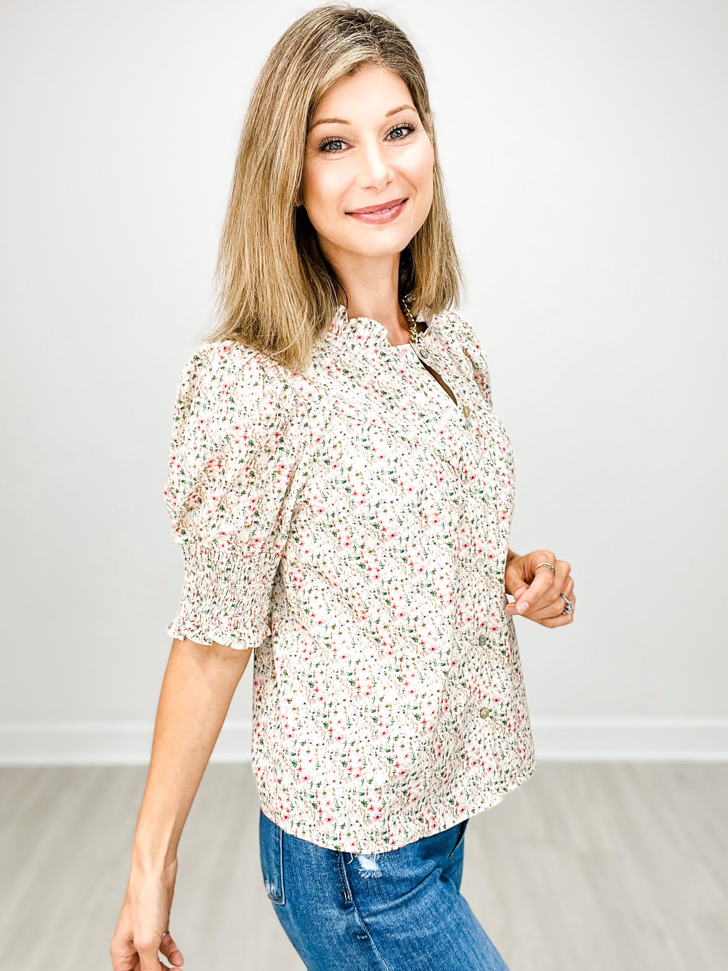 Cotton Floral Ruffle Collar Button-Down Short Sleeve Top