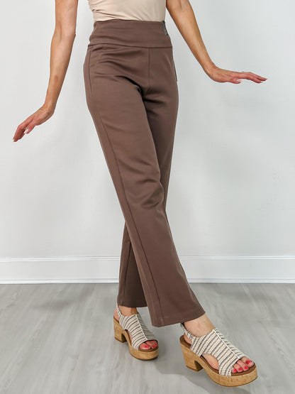 Magic Slim Straight Pants in DARK MOCHA