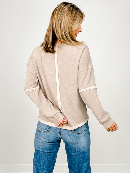 Edge Cut Detail Pullover Crewneck Top