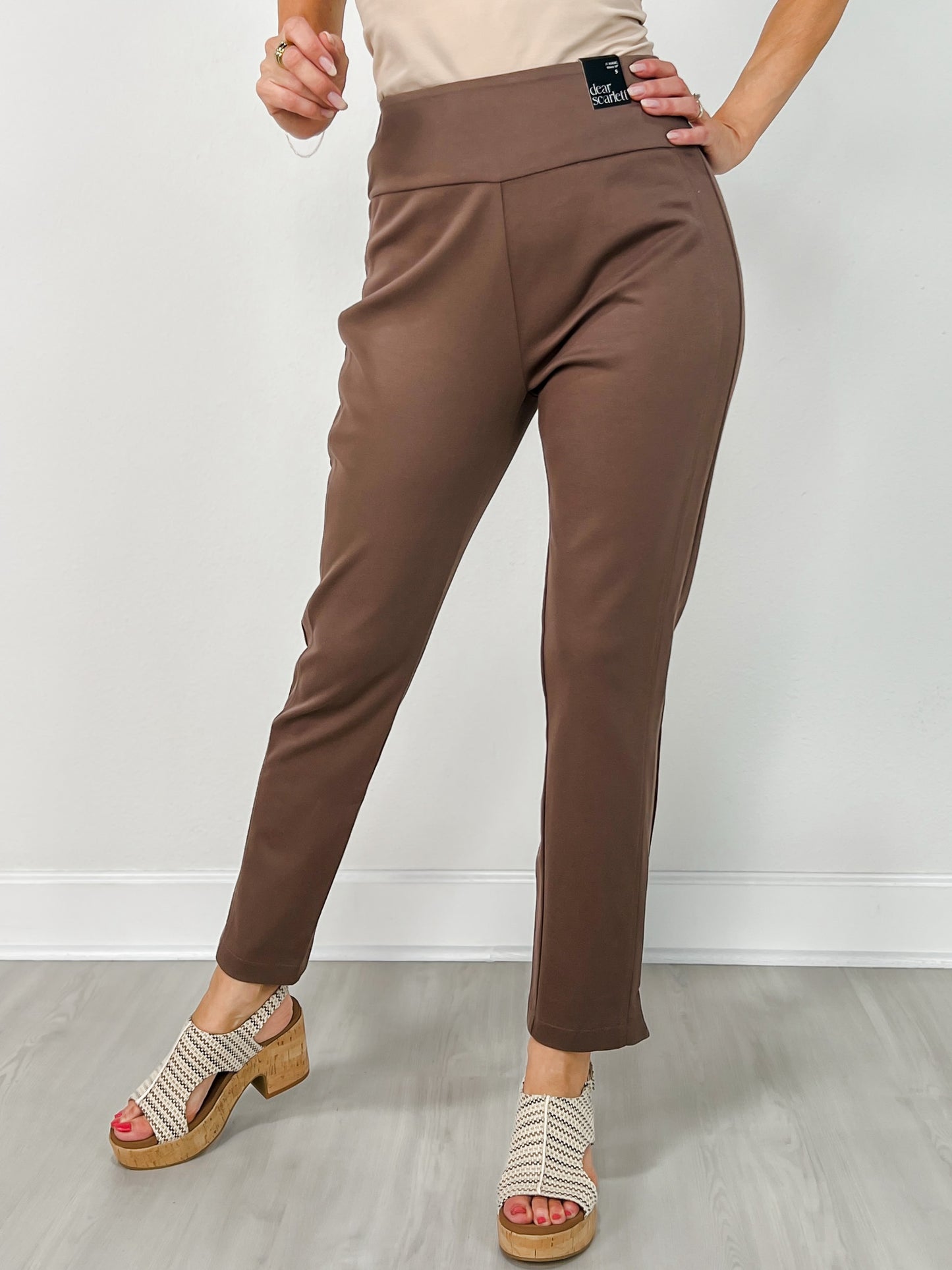 Magic High Waisted Double Knit Skinny Pants in Dark Mocha