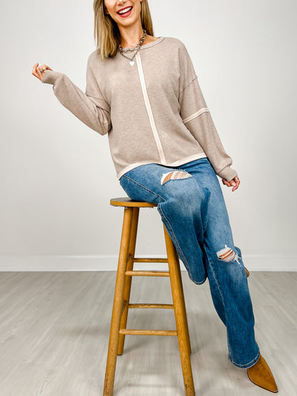 Edge Cut Detail Pullover Crewneck Top