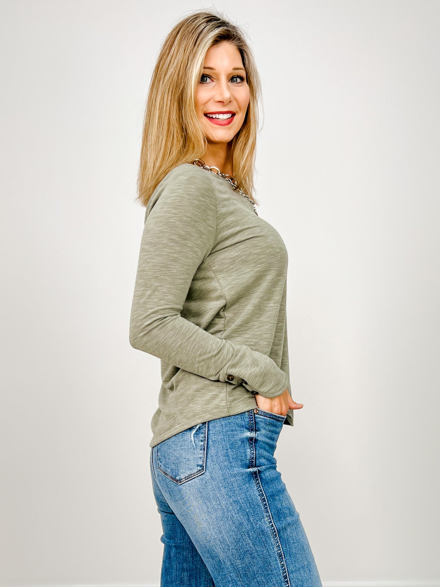 Long Button Hem Sleeve Slub Top