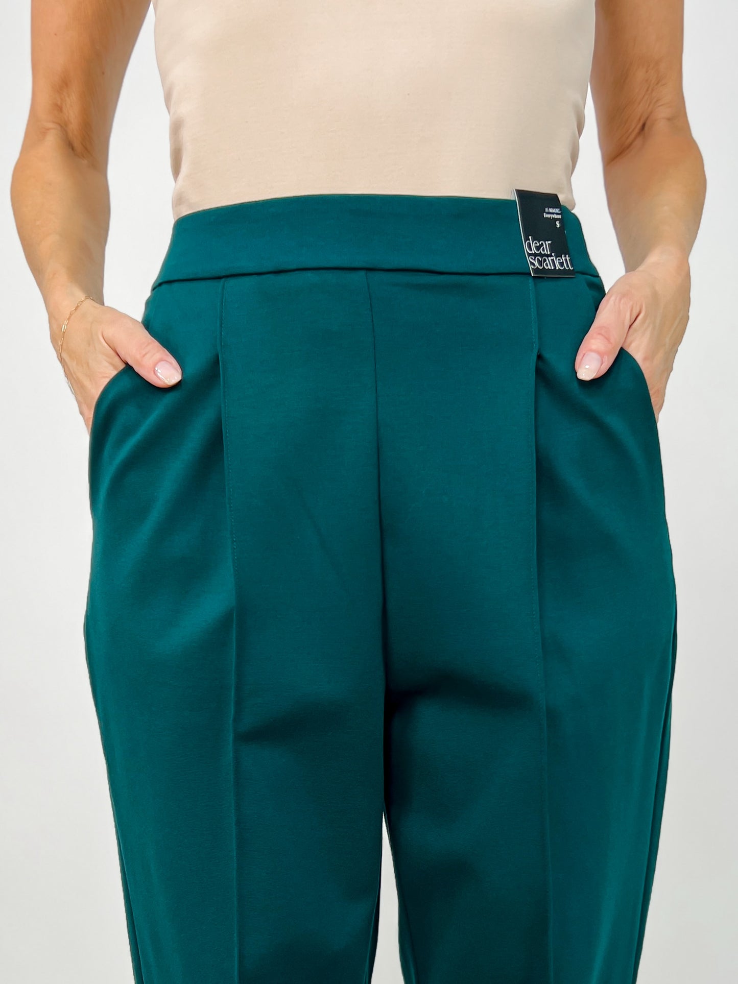 Barrel Leg Ponte Everywhere Pants in Hunter Green