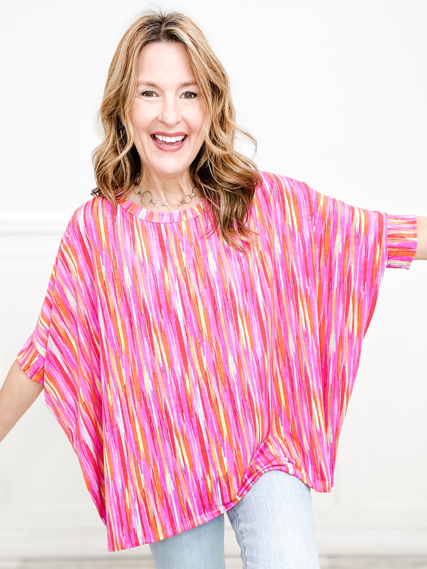 Brush Strokes Short Sleeve Tunic Top with Hi-Lo Hem