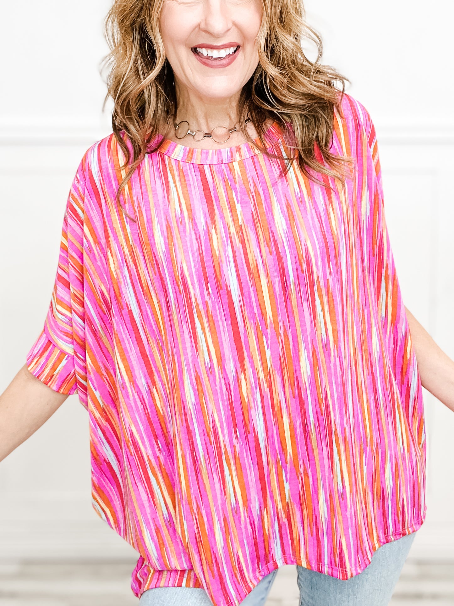 Brush Strokes Short Sleeve Tunic Top with Hi-Lo Hem