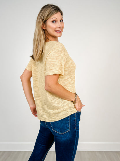 Short Sleeve Slub Low Gauge V-Neck Raglan Top