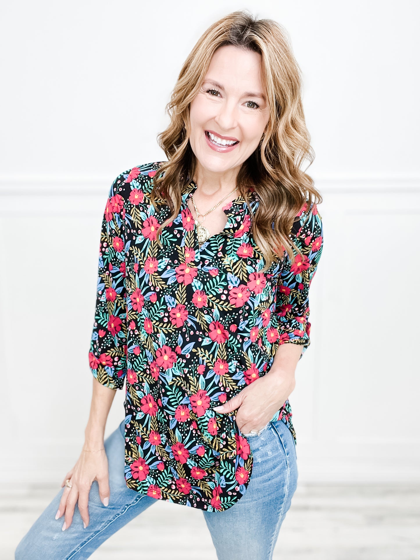 Fountain of Flowers Lizzy 3/4 Sleeve V-Neck Top