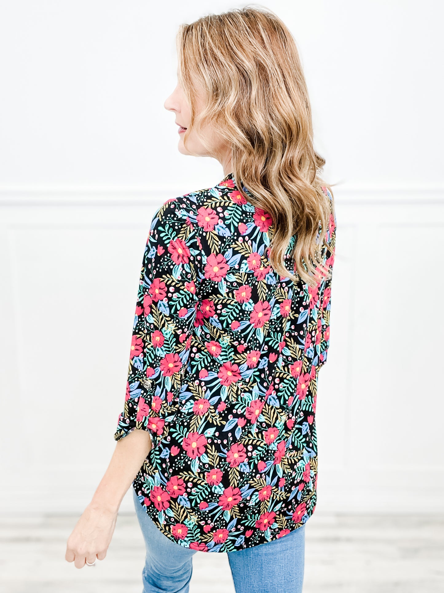 Fountain of Flowers Lizzy 3/4 Sleeve V-Neck Top