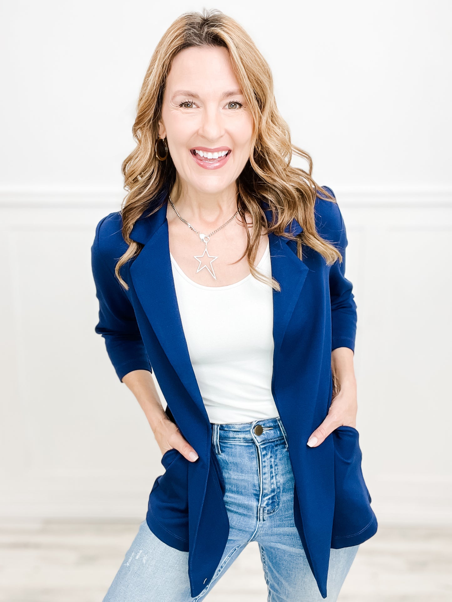 Magic 3/4 Length Ruching Sleeve Blazer in Navy