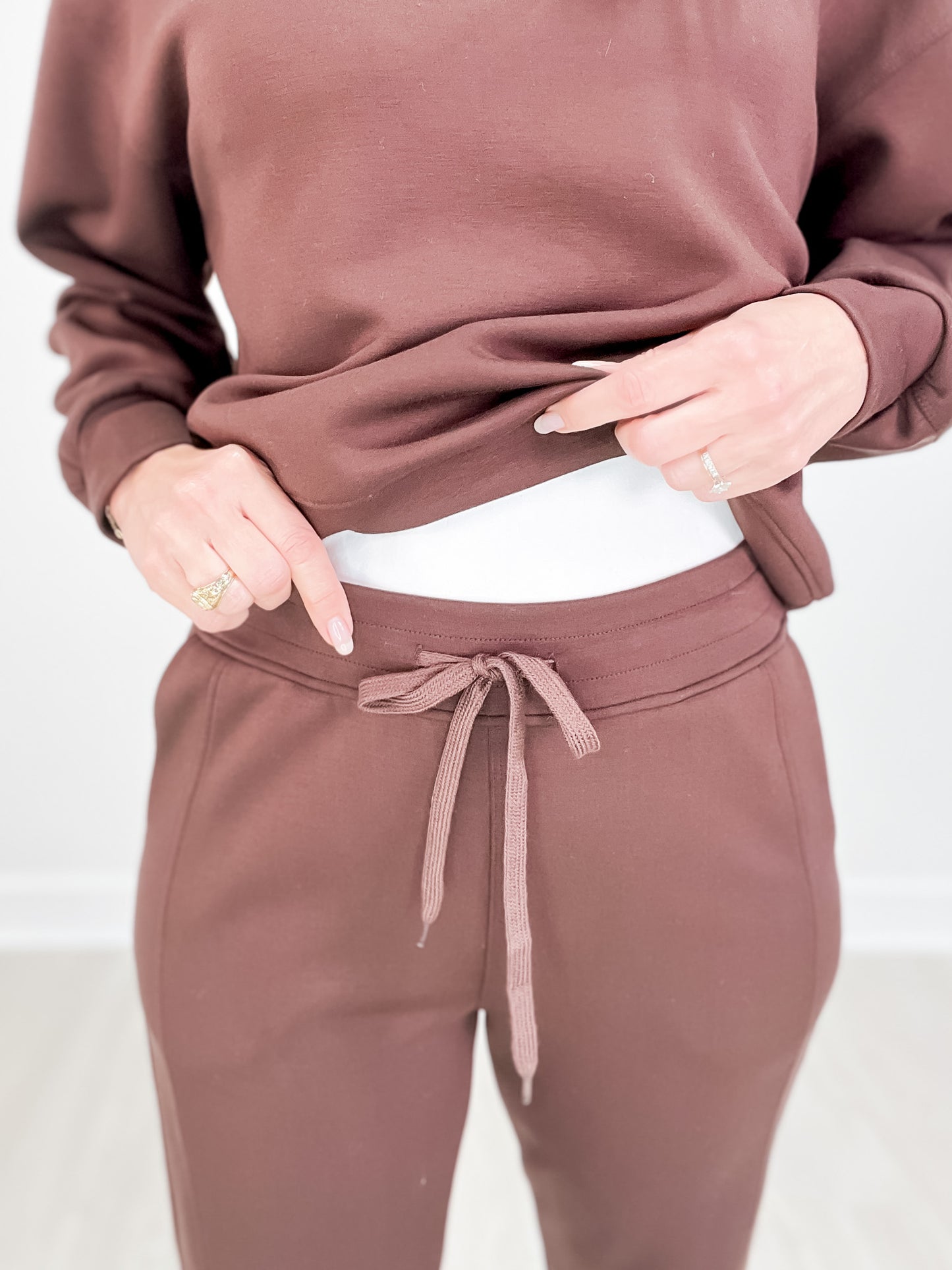 Sporty Chic Long Sleeve Top with Elastic Waist Jogger Set in Coffee