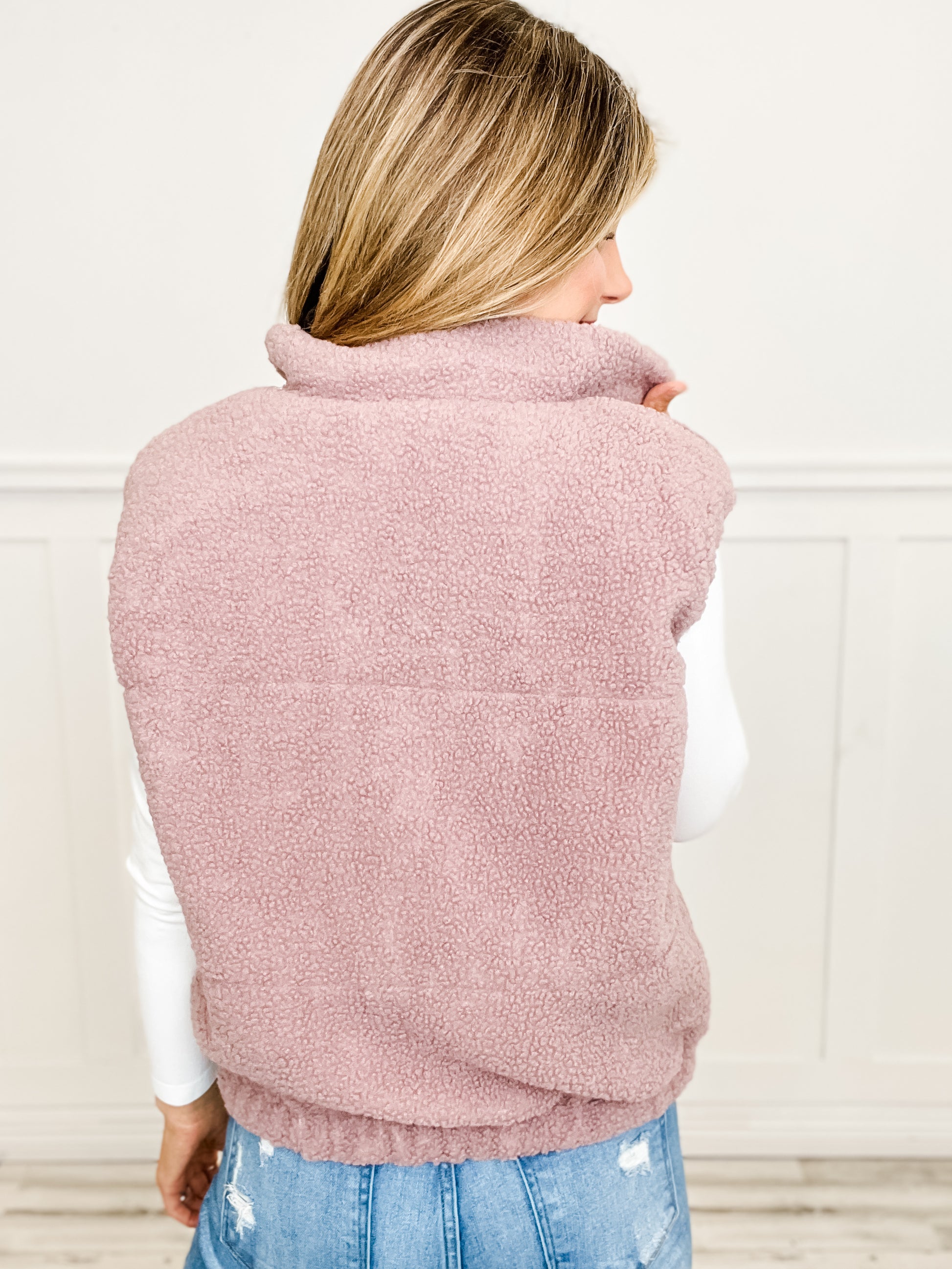 Sleeveless Fleece Thin Padded Vest with Front Zipper and Side Pockets