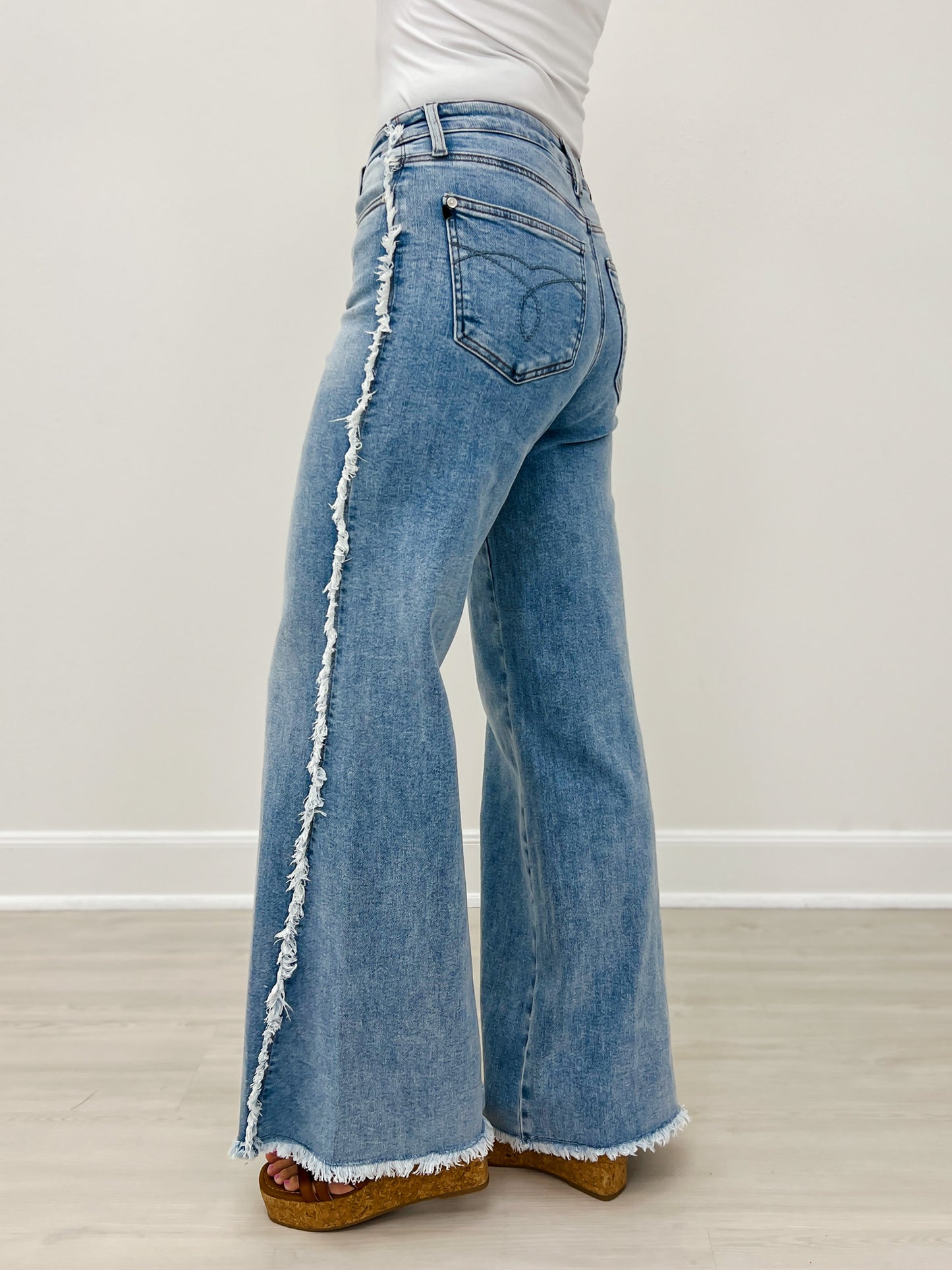 Judy Blue MAVERICK Hi-Rise Retro Wide Leg Raw Twisted Out Seam Jeans