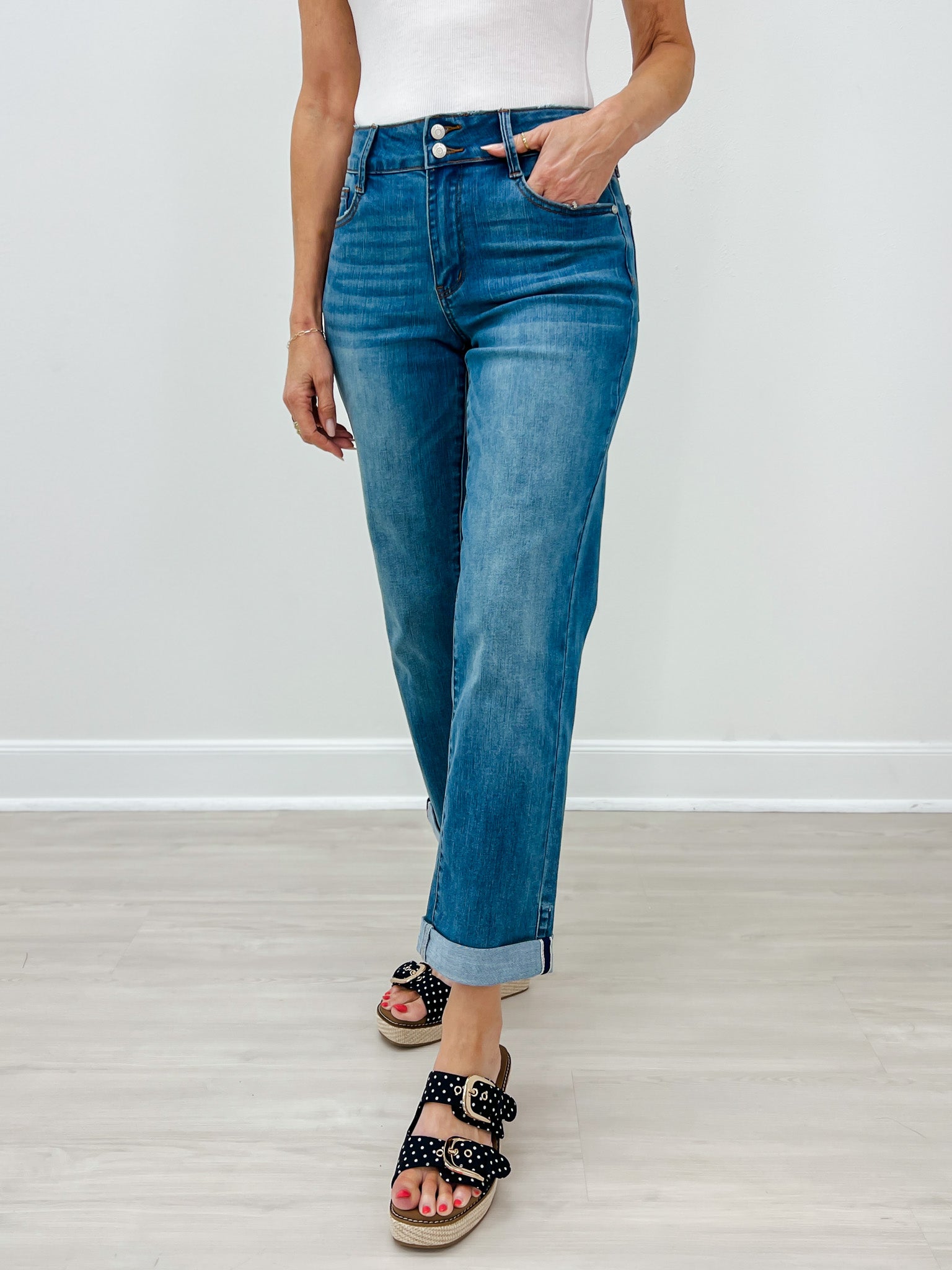 Judy Blue BRISTOL Mid-Rise Cuffed Boyfriend Cool Denim Jeans