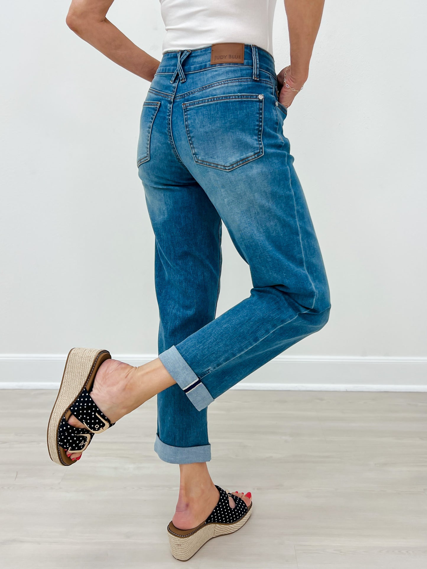 Judy Blue BRISTOL Mid-Rise Cuffed Boyfriend Cool Denim Jeans