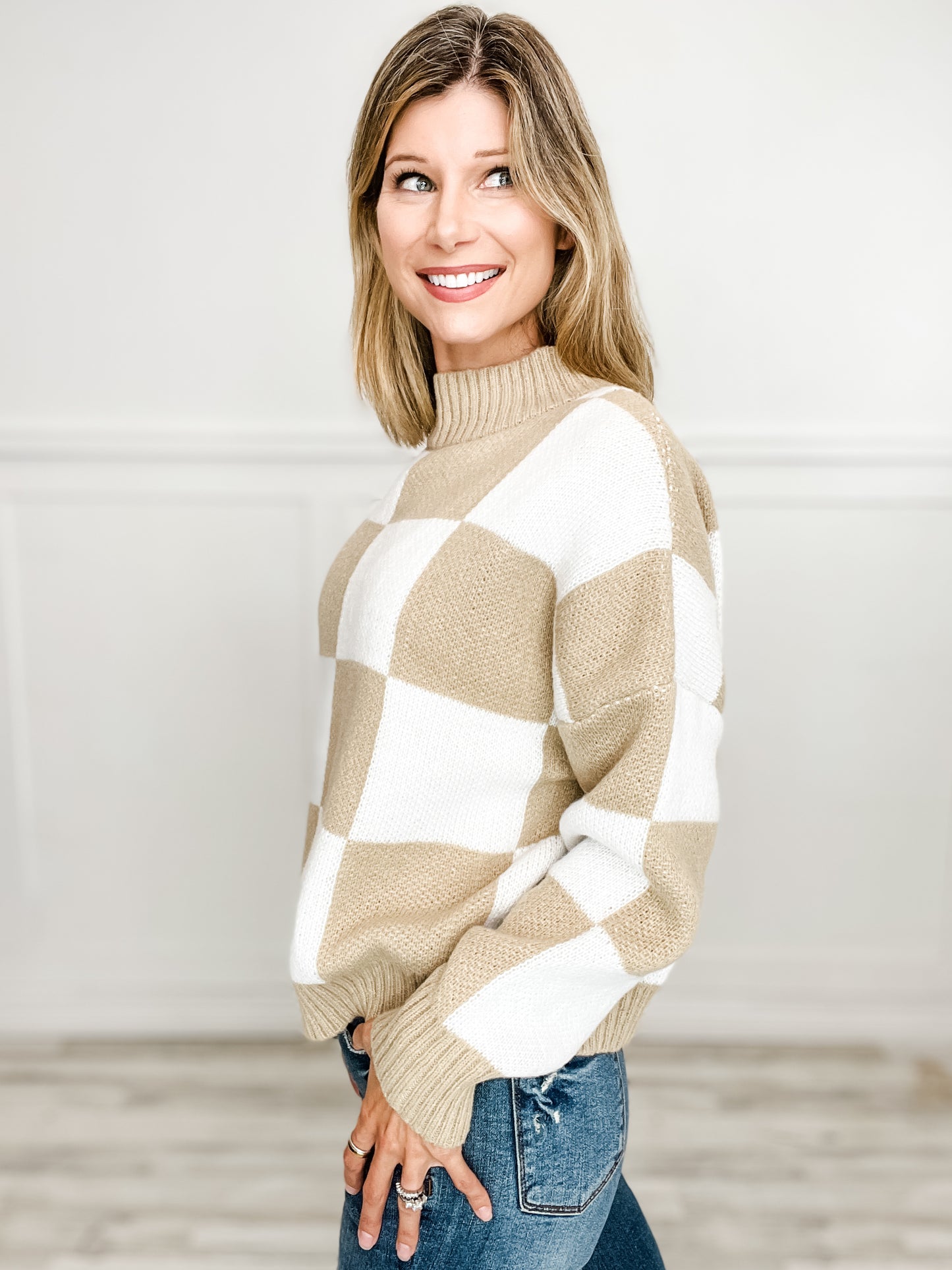 Long Sleeve Checkered Knit Sweater Top