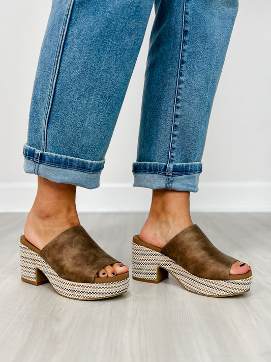 Corkys Totally Buggin Wedges in TAUPE