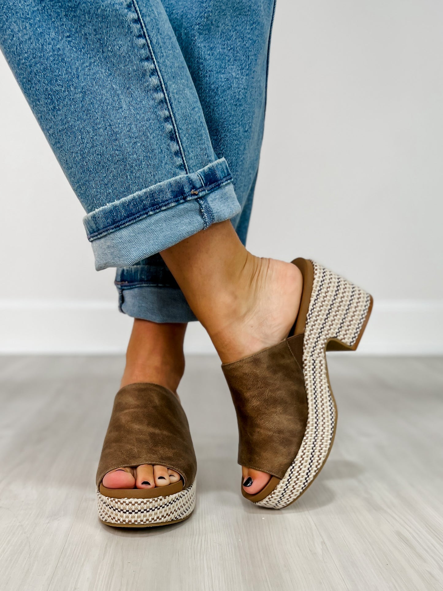 Corkys Totally Buggin Wedges in TAUPE