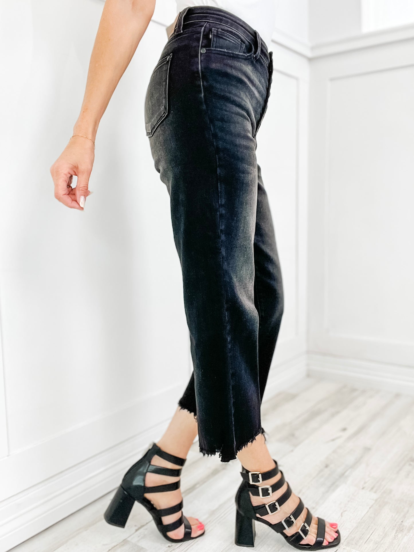 Judy Blue ROWAN Hi-Rise Raw Hem Cropped Button Fly Black Denim Jeans