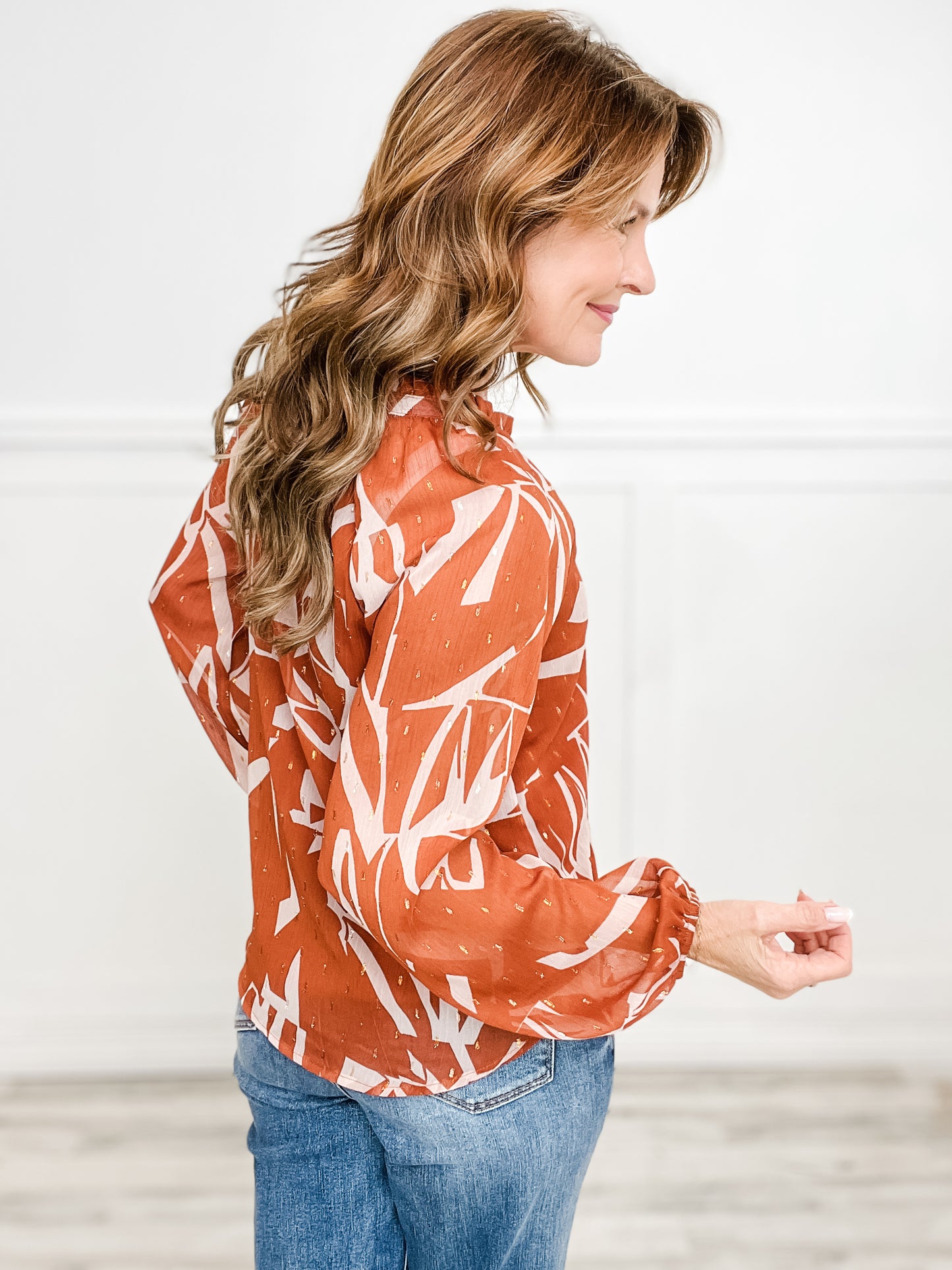 LONG SLEEVE V-NECK RUFFLE DETAIL ABSTRACT TOP