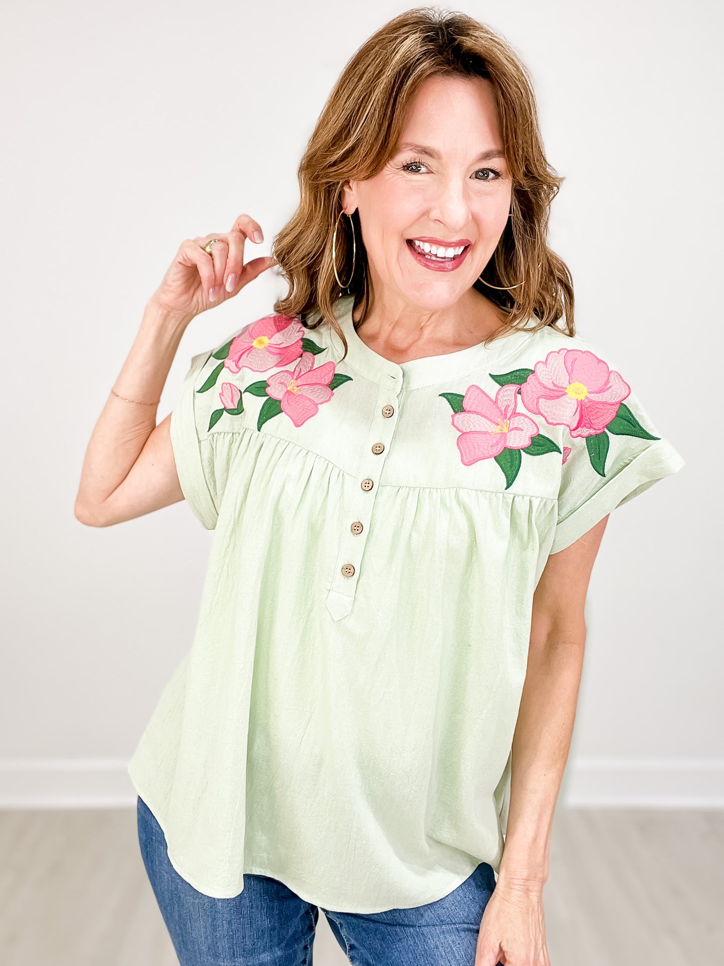 Solid Crinkled Cotton Short Sleeve Top with Embroidery Detail